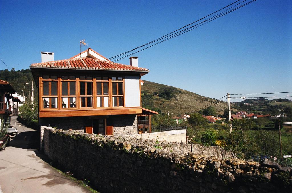 Casa De Aldea La Pumariega Hotell Caces Exteriör bild